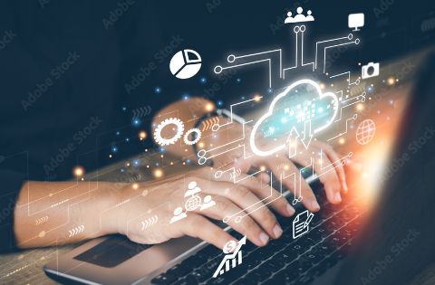 クラウドベースのWEBサービス開発